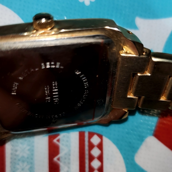 Gold Square Dial Watch - Picture 9 of 13